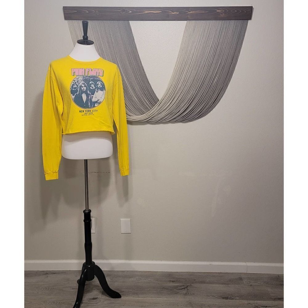 Pink Floyd Cropped Long Sleeve Tee Sz M
